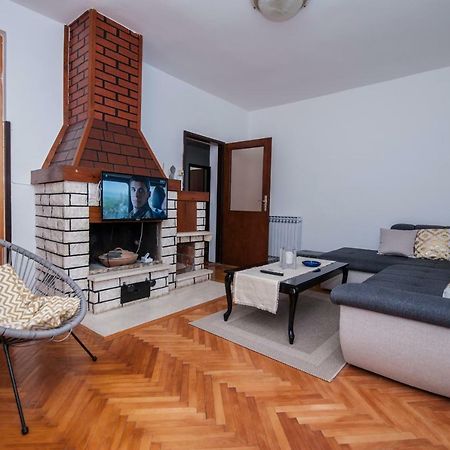 Apartmani Santa Barbara Trebinje Exteriör bild